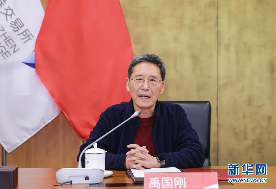 禹国刚在深圳证券交易所分享深交所创建历程和经验(2018年12月24日摄)。 新华社发