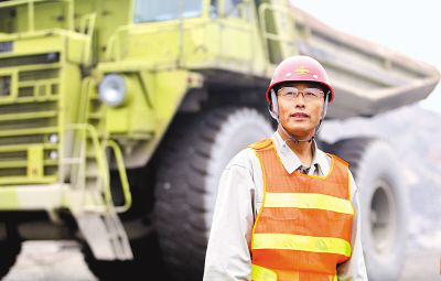 郭明义近照。 徐丹伟摄