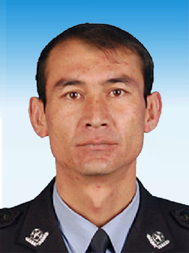 　　“人民英雄”国家荣誉称号和“最美奋斗者”荣誉称号者艾热提·马木提。 新华社发