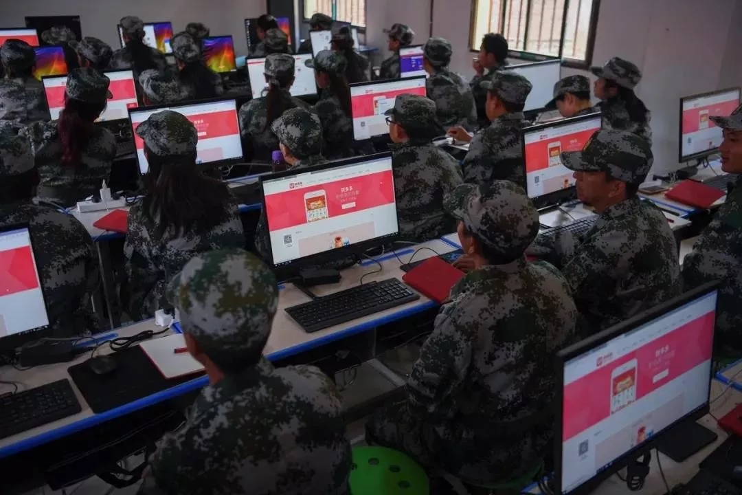 来自澜沧全县20个乡镇的60名学员正在参加农村电商班课程的学习。